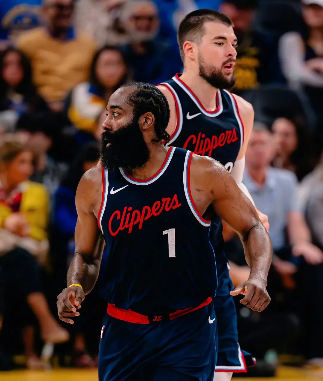 哈登巅峰对决,纳达尔与80激战篮网分钟,比分优势明显胜负难料! 哈登巅峰对决,纳达尔与80激战篮网分钟,比分优势明显胜负难料!